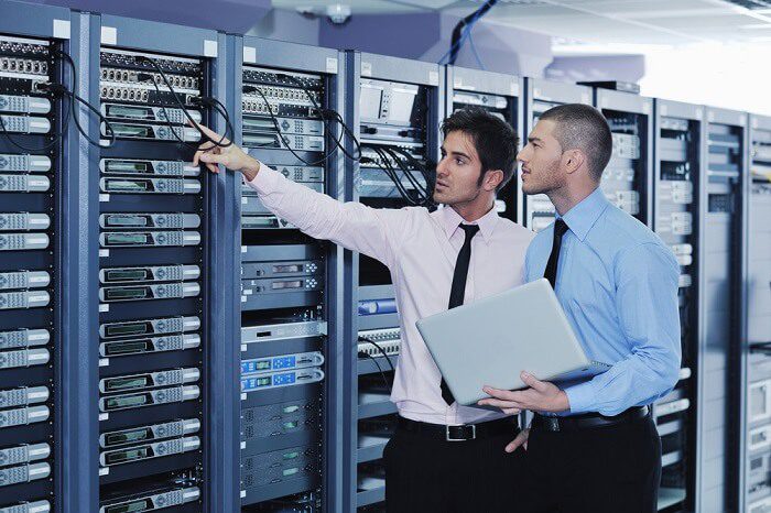 What exactly is a System Engineer is & how much does a Network System Engineer make